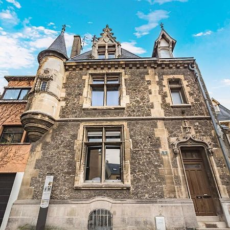 Tournelles Vue Cathedrale- Maison Climatisee Du Xvie Siecle Classee Apartment Reims Exterior photo